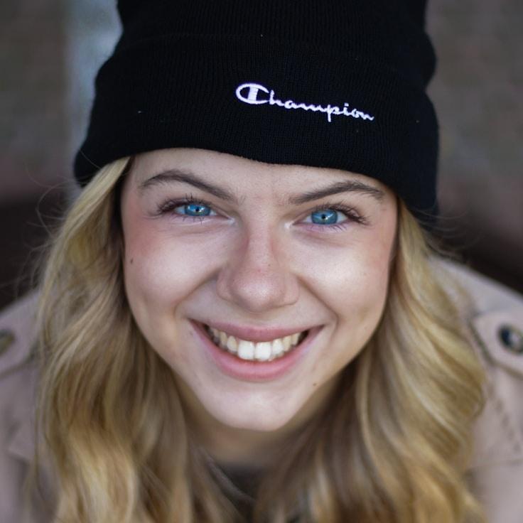 First Officer Taylor Smith